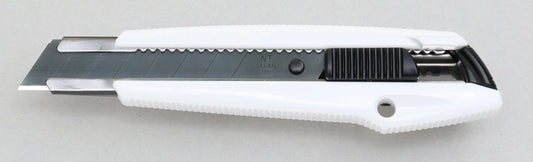 NT Cutter 18mm MNCR-L1R black&white Idealshop