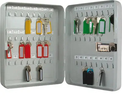 RIEFFEL SWITZERLAND Schlüsselkasten VT silber A19120 30×24×8cm 46 Haken Idealshop